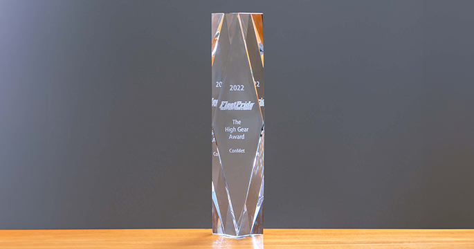 康迈荣获FleetPride颁发的2021年高档位供应商奖