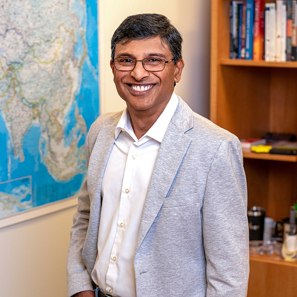 Ramesh Ramanathan, director de operaciones